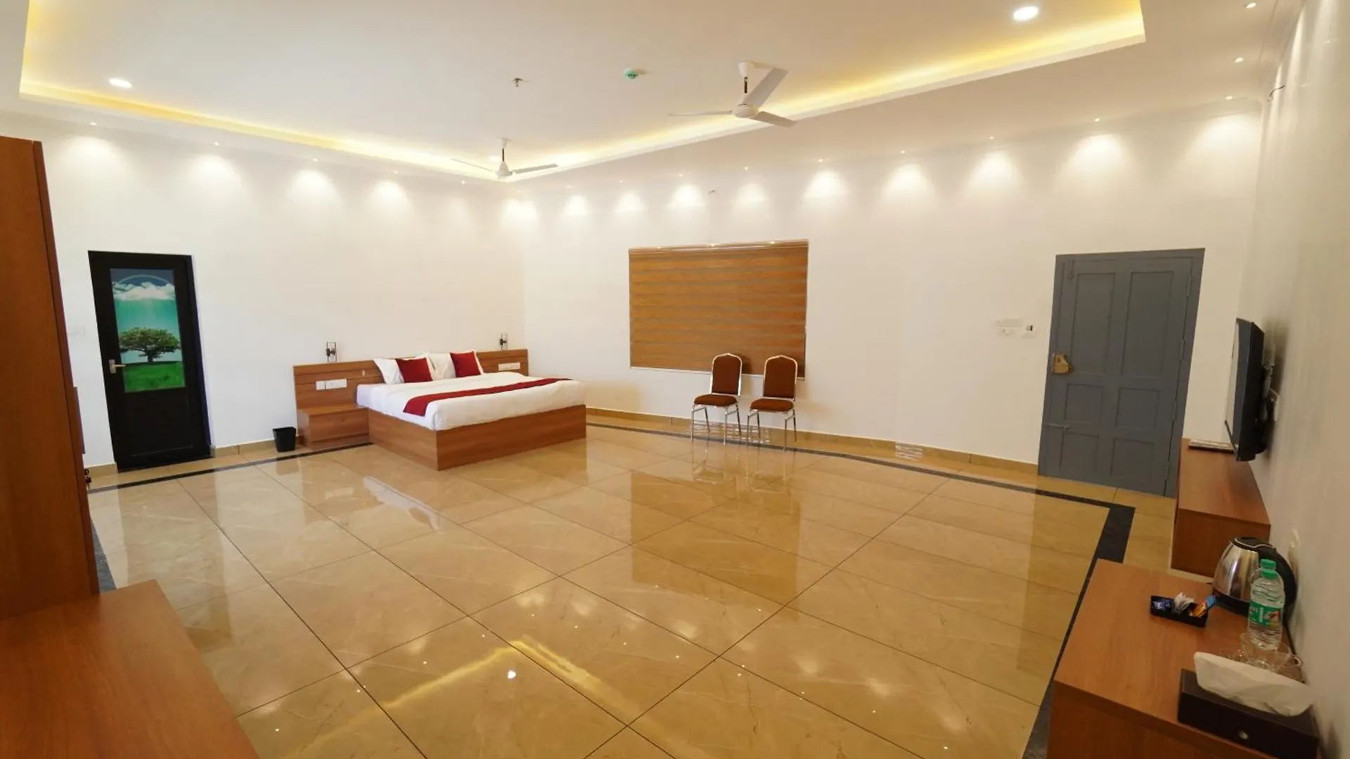 Hotel Eden Garden Convention Center Adur